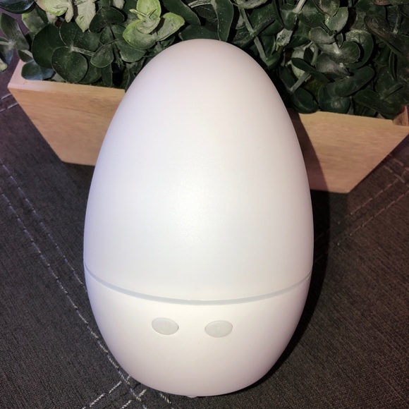 Essential Oil Diffuser - Like New! - Picture 1 of 2